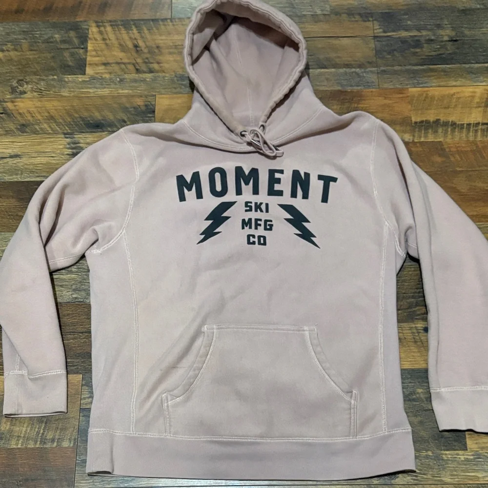 MOMENT LOGO HOODIE - HEAVYWEIGHT-‎ dusty pink